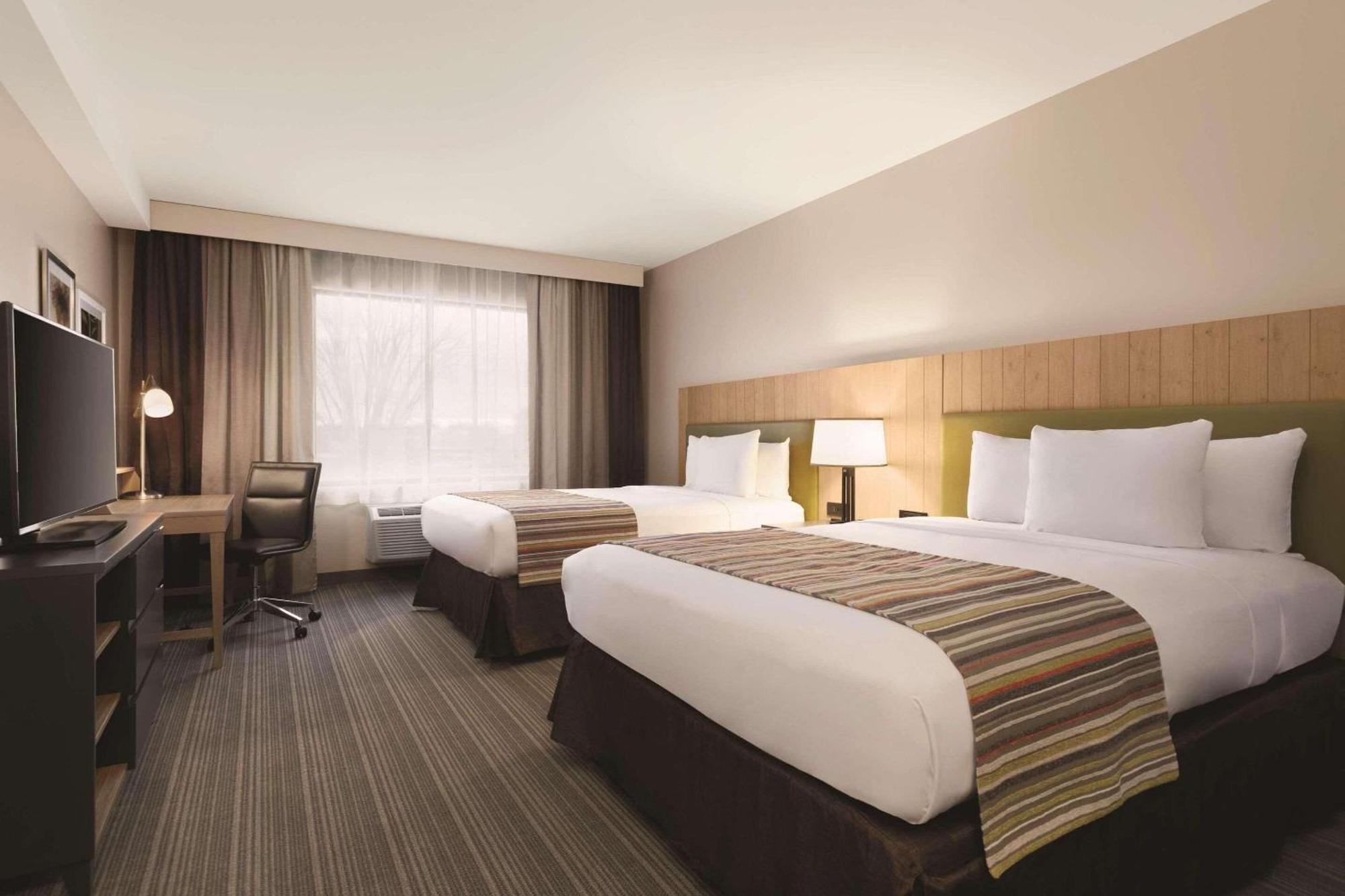 Country Inn & Suites By Radisson, Belleville, On Bagian luar foto