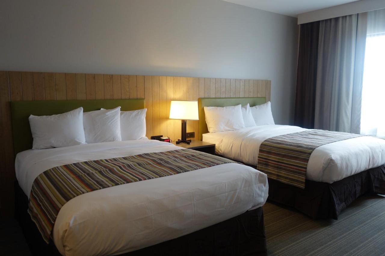 Country Inn & Suites By Radisson, Belleville, On Bagian luar foto
