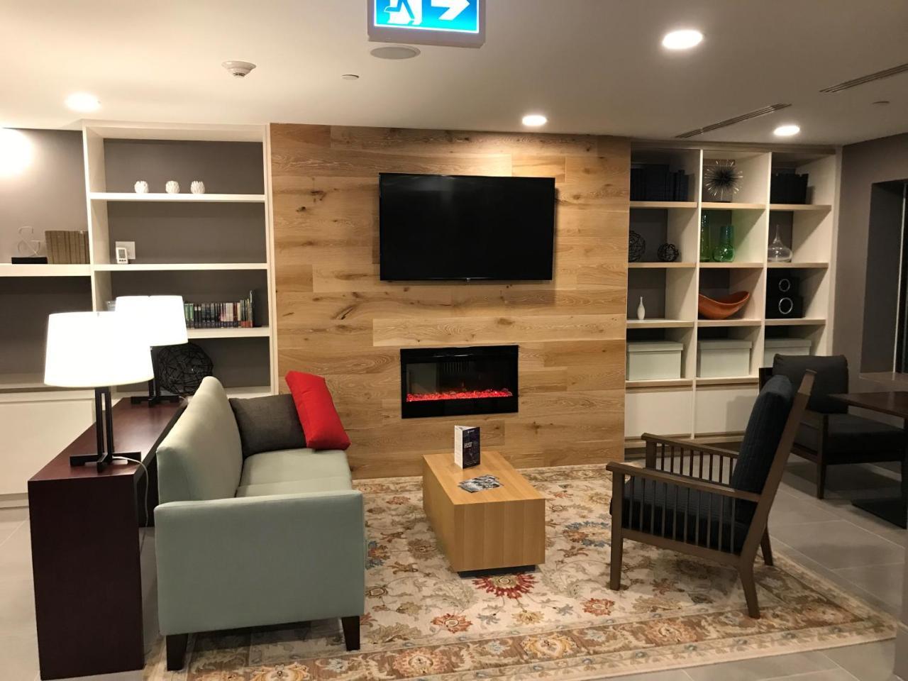 Country Inn & Suites By Radisson, Belleville, On Bagian luar foto