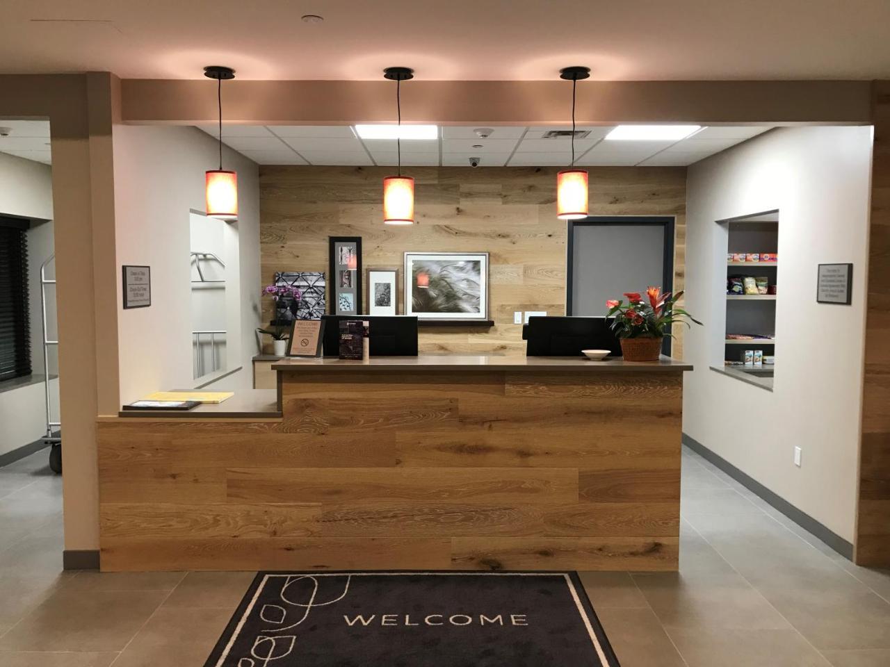 Country Inn & Suites By Radisson, Belleville, On Bagian luar foto